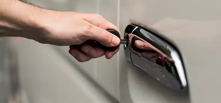 Why Choose Our Auto Locksmith Team in Ottawa, IL?