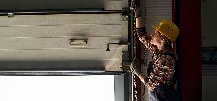 Addressing Common Garage Door Stoppage Issues in Ottawa, IL